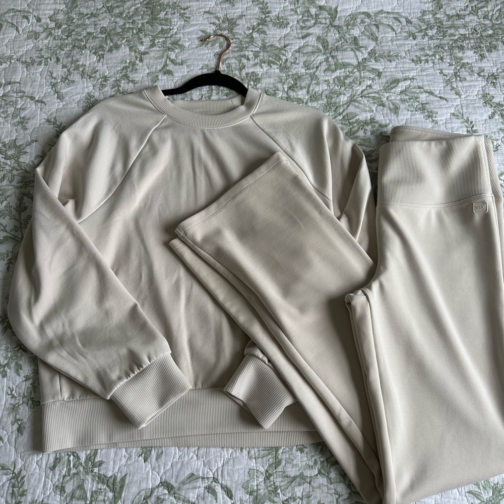 Loungewear Cream Sweatshirt and Pants Set
